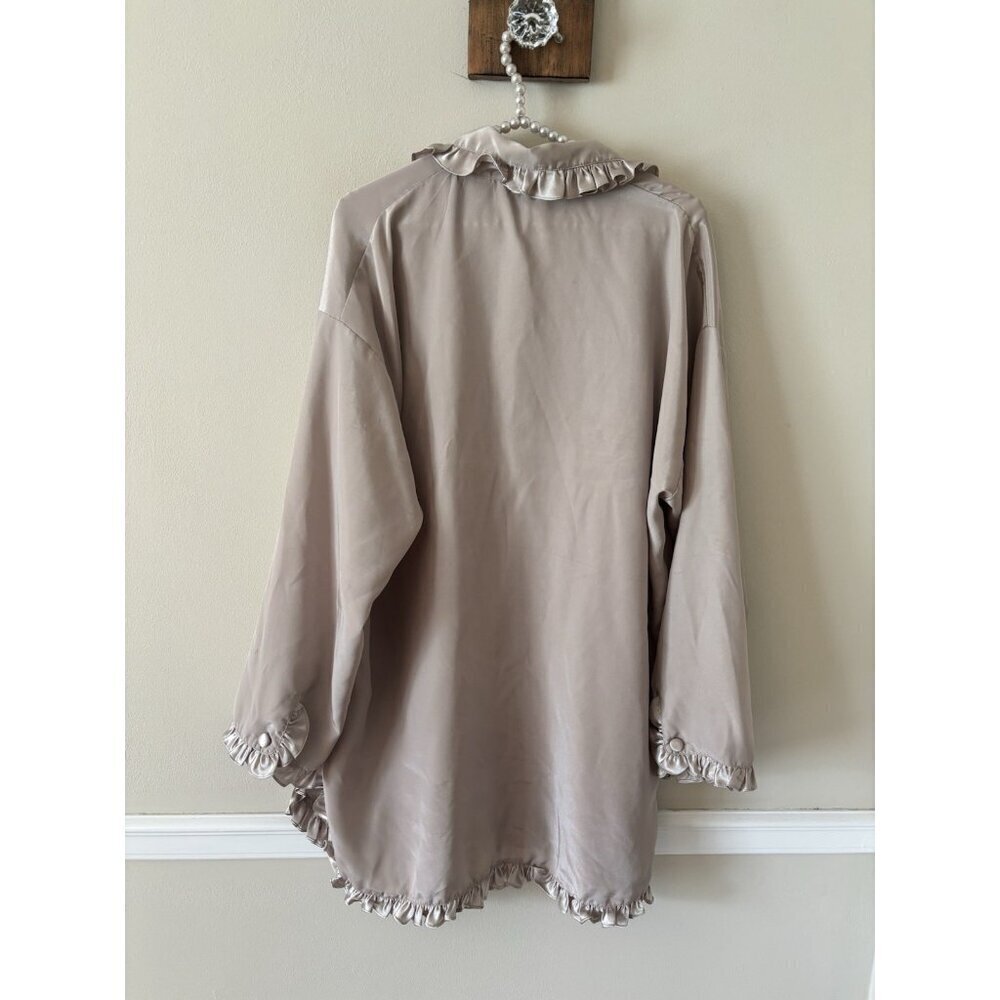 Vintage Victorias Secret Size M/L Champagne Sleep Shirt Long Sleeve Ruffles - Picture 3 of 5